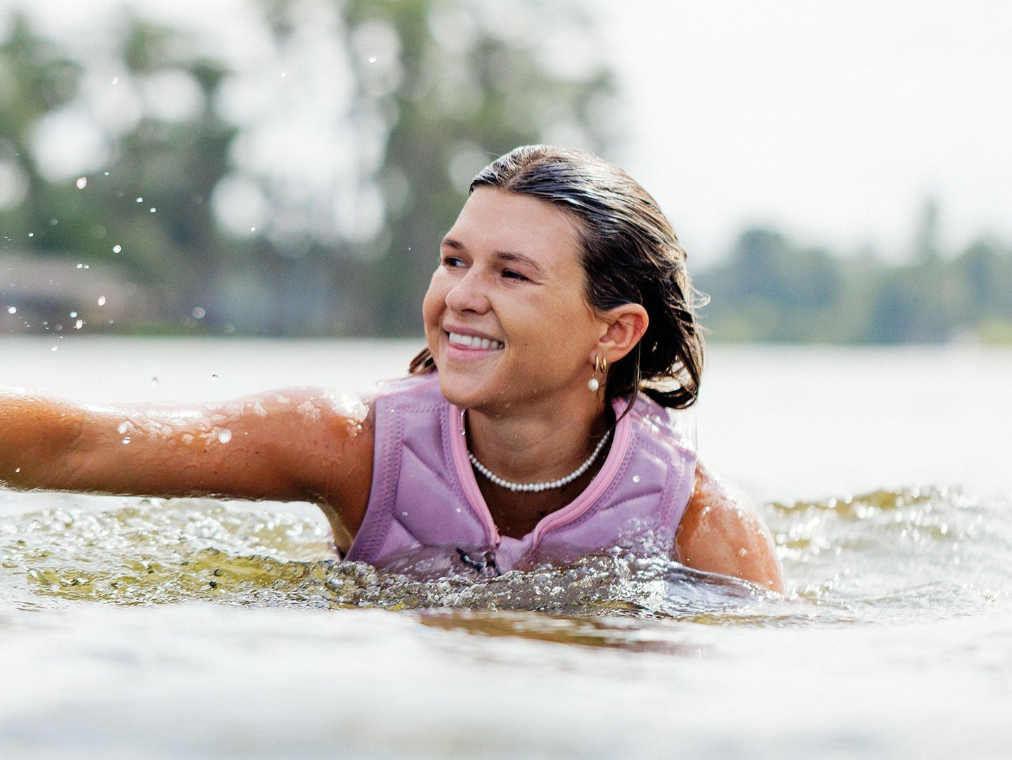 Follow Pro Wakesurf Athlete, Ashley Hebert shares her secrect on what follow picks she take out and what doesn't leave her side.