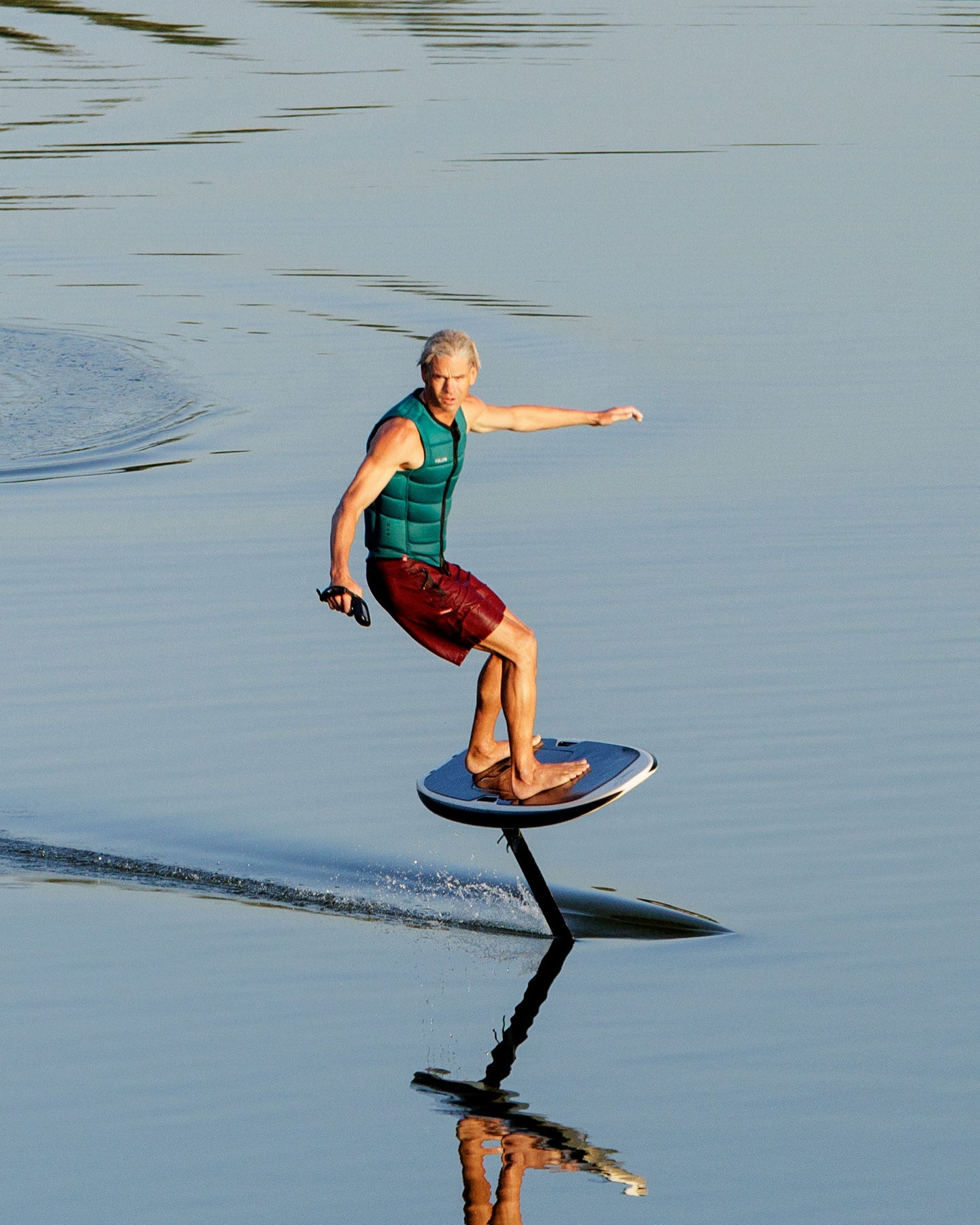 Follow P1 Traction Impact Vest - Emerald, lifestyle