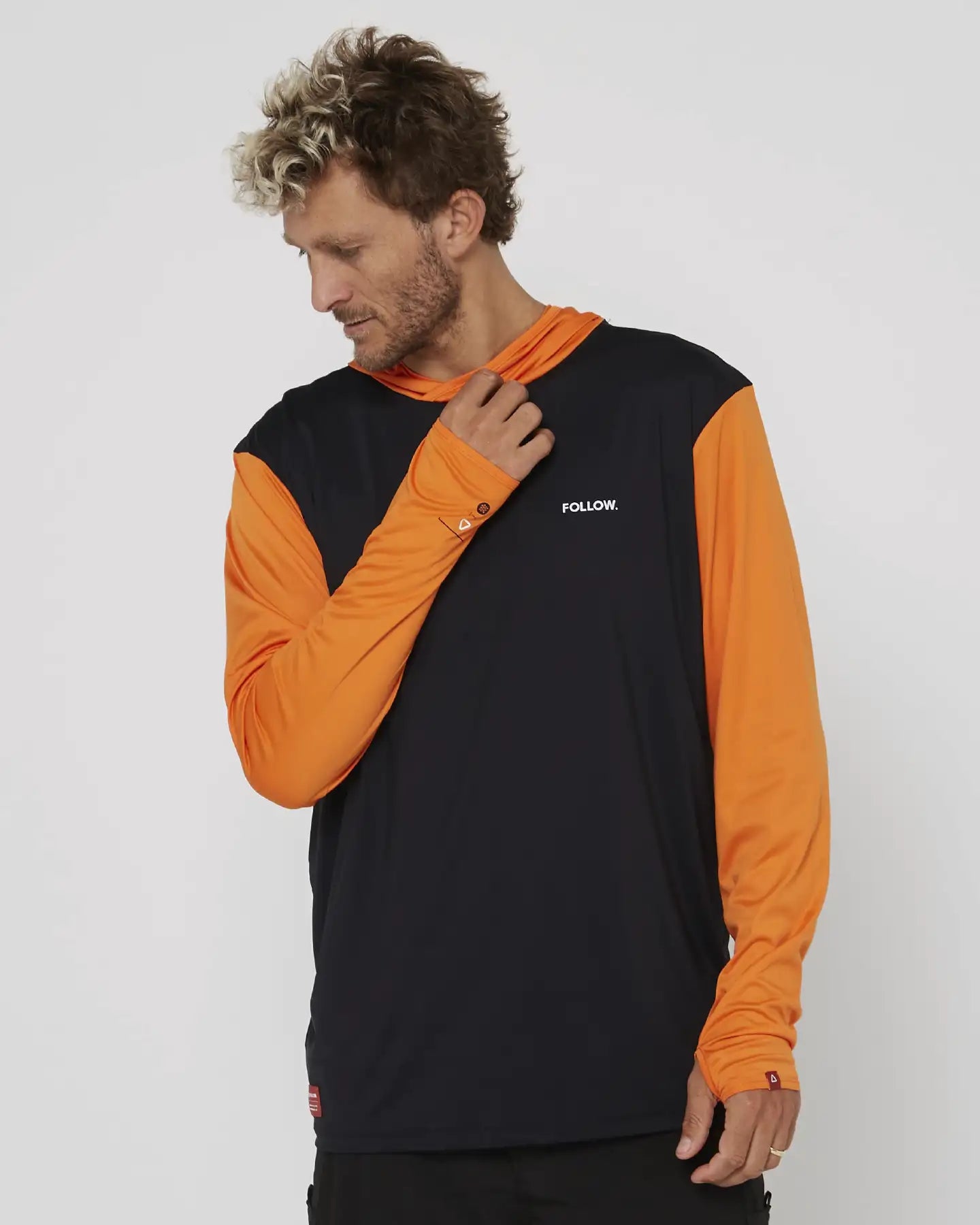 Follow Water Hood L/S - Black/Orange 4