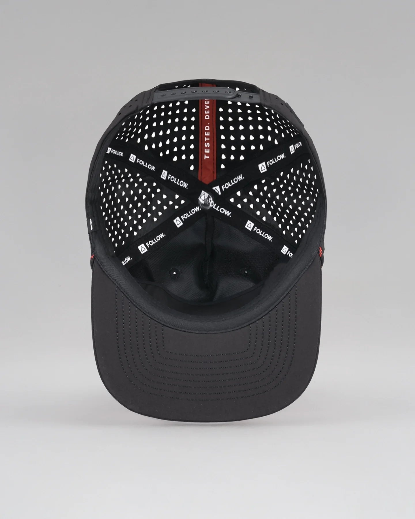 Follow Captain Flat Cap - Black, in use