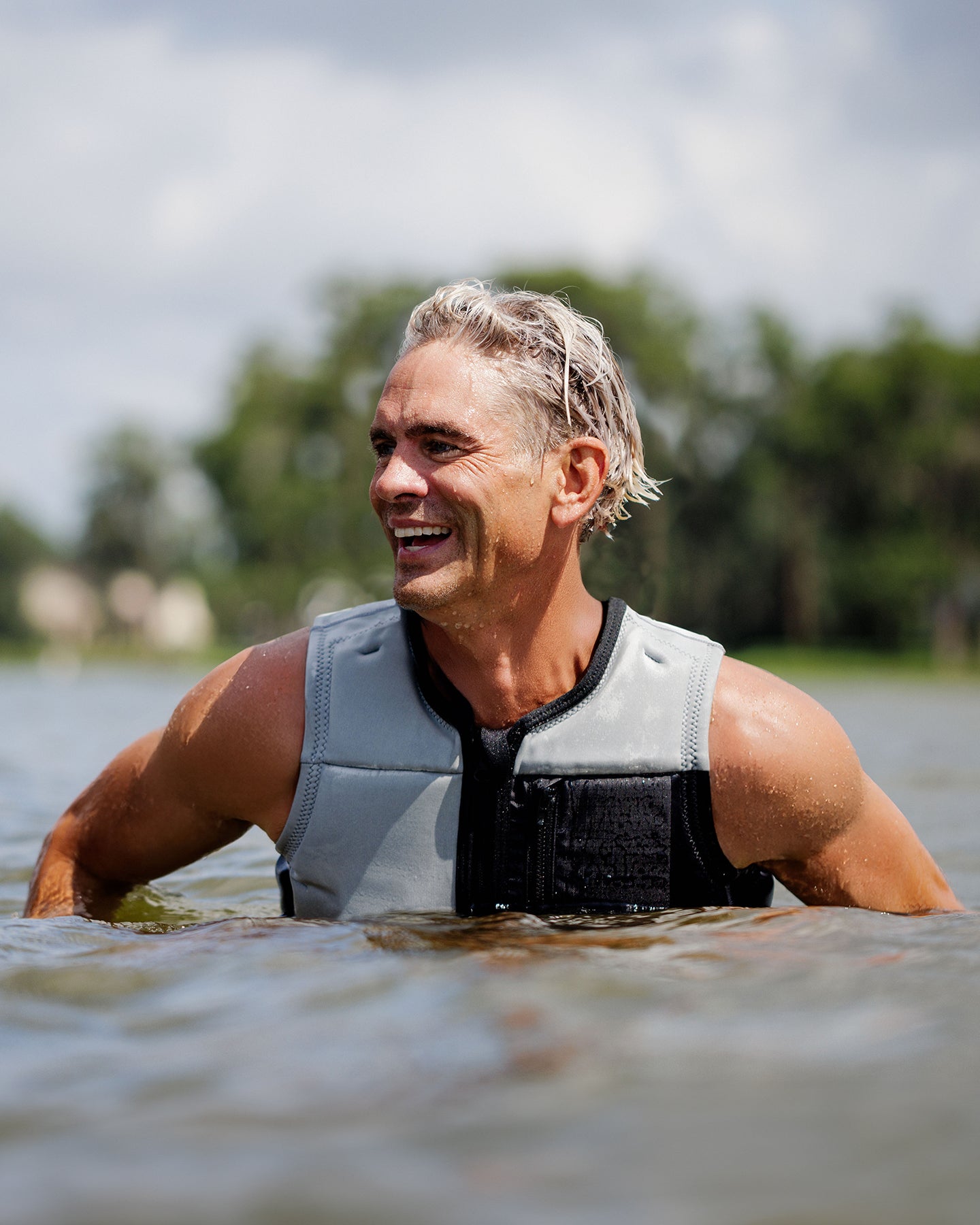 Follow Affix Mens Impact Vest - Silver Lifestyle 6