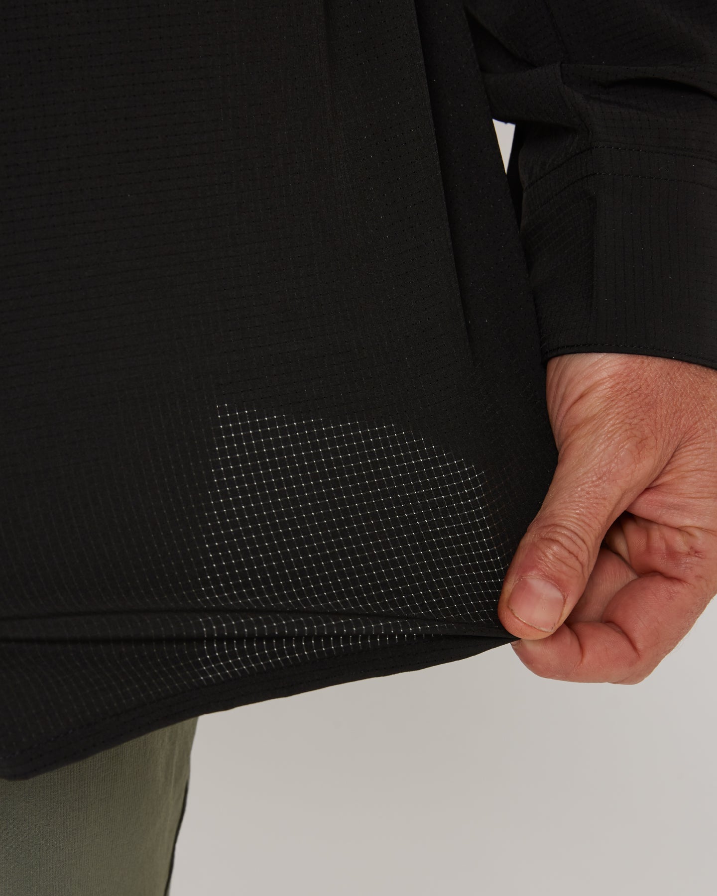 Follow Tech Shirt L/S - Black, lifestyle